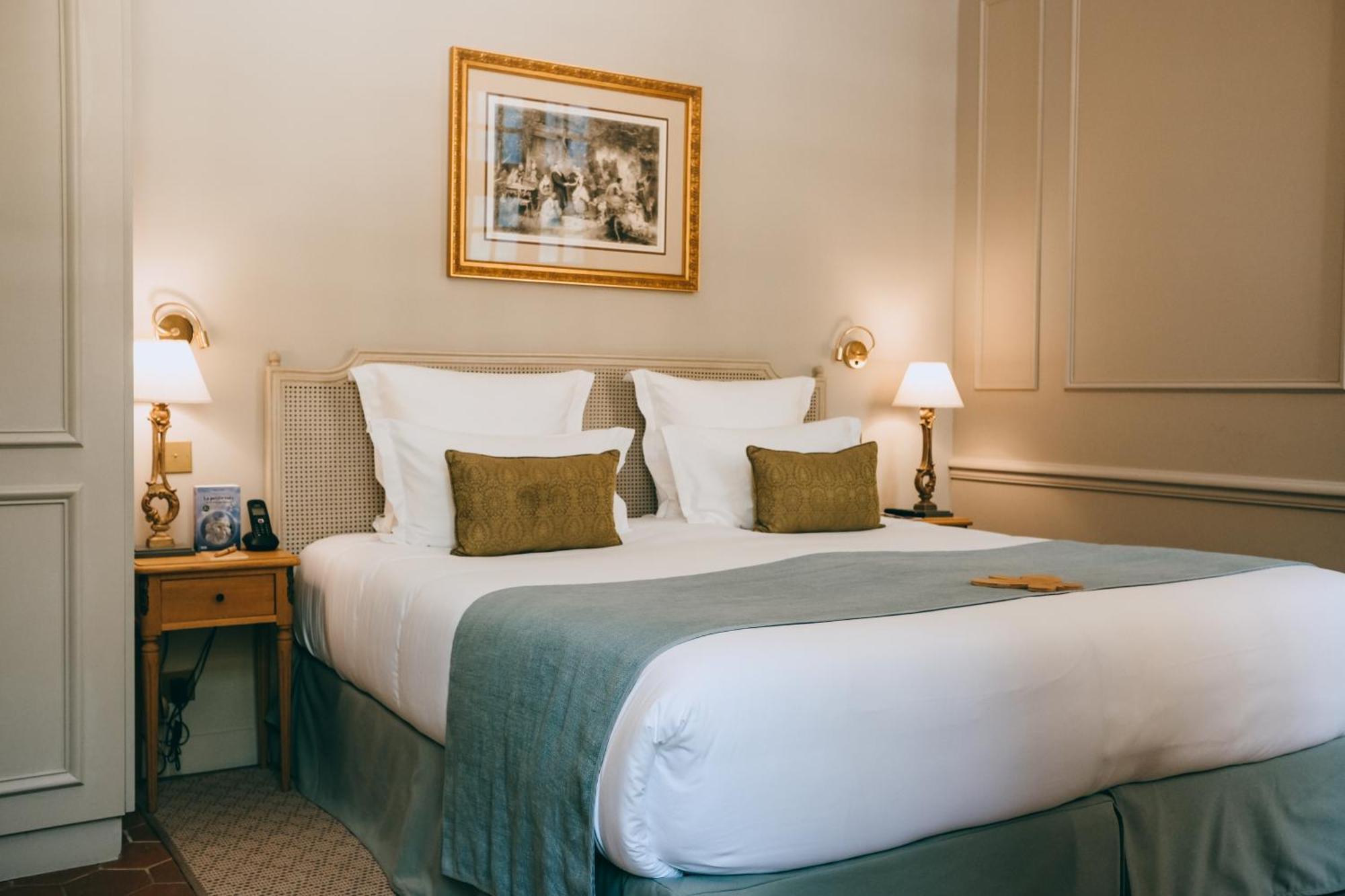 Chateau De Fonscolombe 5*