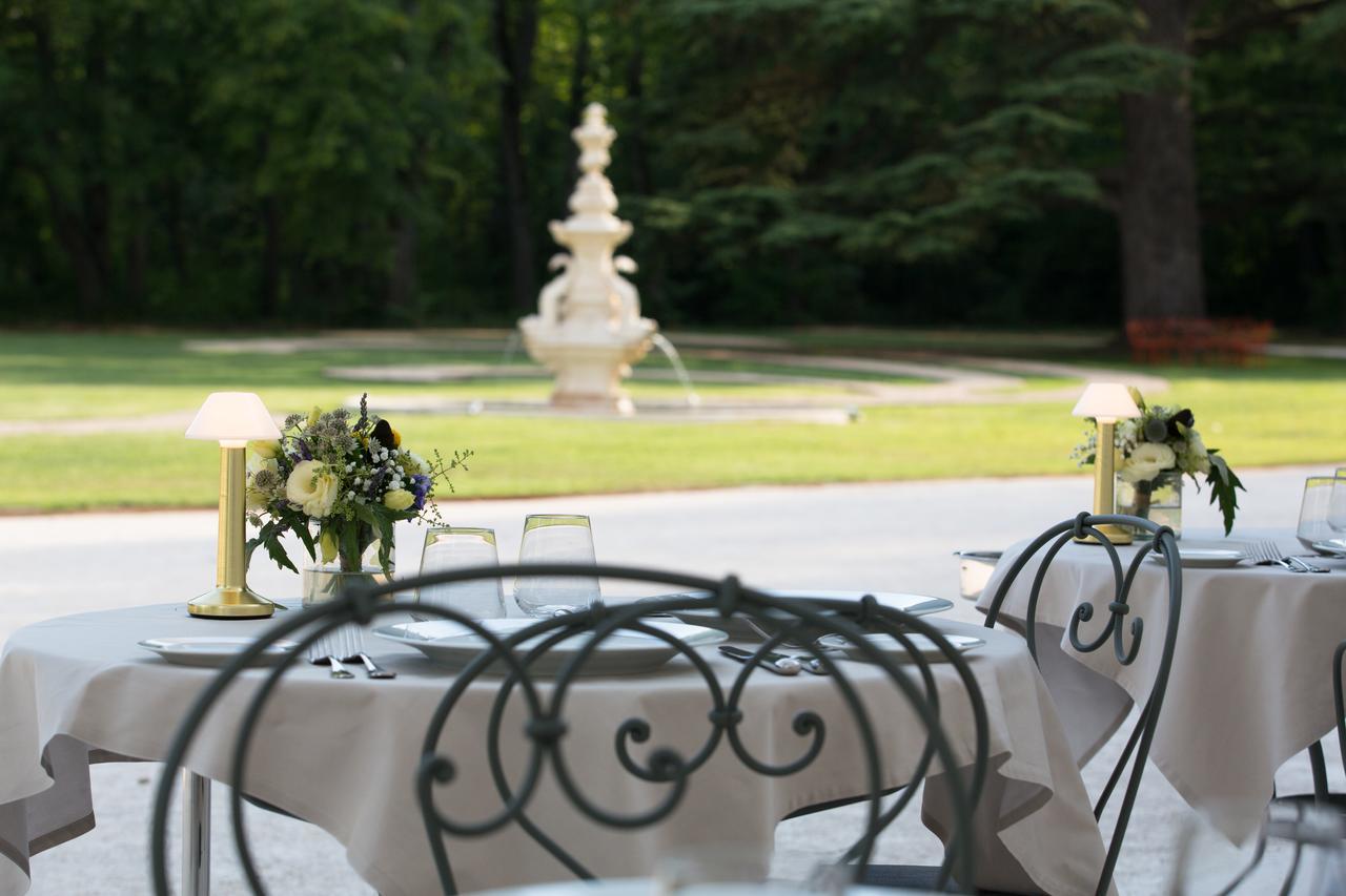 Chateau De Fonscolombe 5*